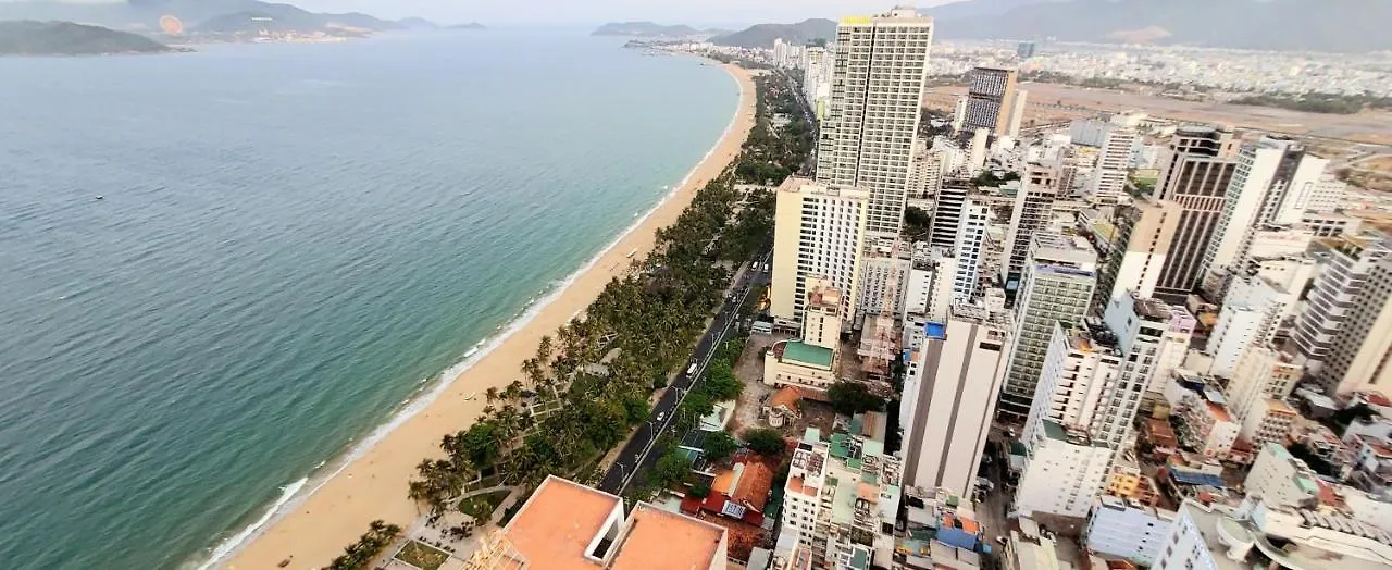 Beach On The Opposite Apartment Nha Trang